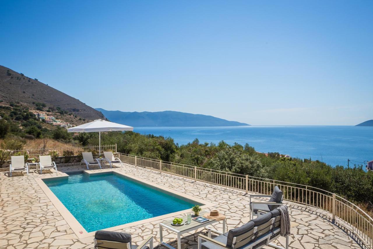Villa Irida Agia Efimia Exteriör bild