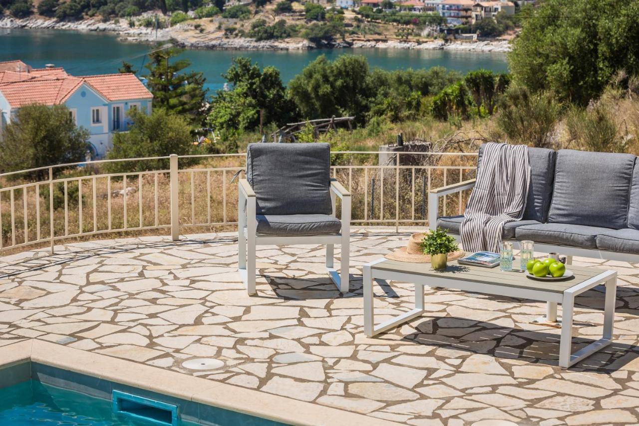 Villa Irida Agia Efimia Exteriör bild