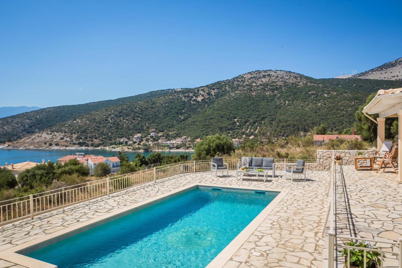 Villa Irida Agia Efimia Exteriör bild