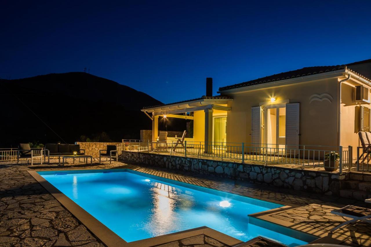 Villa Irida Agia Efimia Exteriör bild